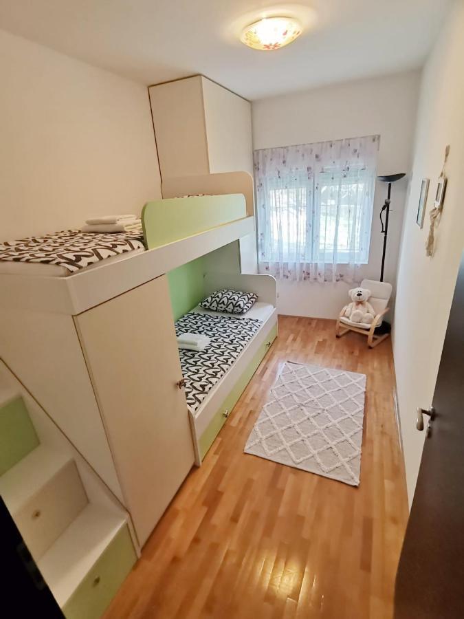 Apartman Pejic Podstrana Exterior foto