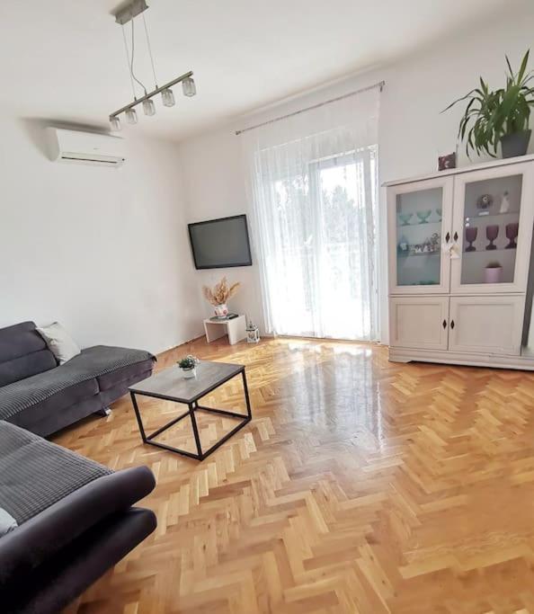 Apartman Pejic Podstrana Exterior foto